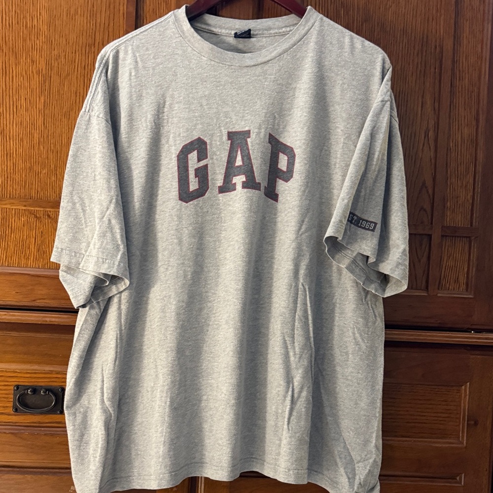 VTG GAP Arch Logo Short Sleeve Relaxed Fit Cotton  Crewneck Tee Vintage 90s Y2K